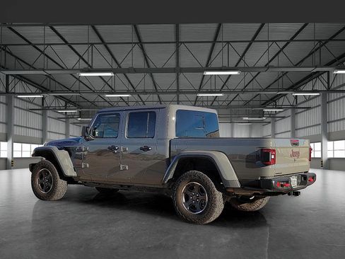 Used 2021 Jeep Gladiator Rubicon image 3