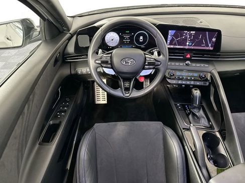 Used 2022 Hyundai Elantra N FWD image 3
