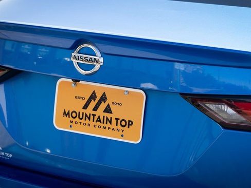 Used 2021 Nissan Sentra SR w/ SR Premium Package image 25