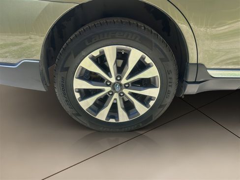 Used 2019 Subaru Outback 2.5i Touring w/ Popular Package #3A AWD/4WD image 58