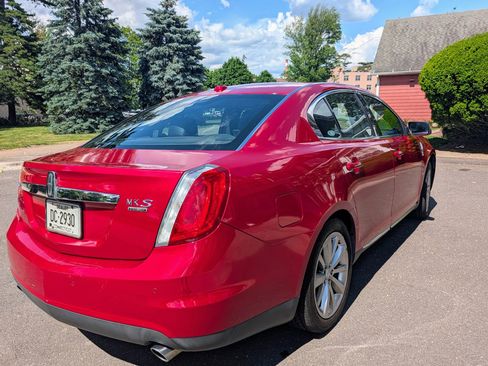 Used 2012 Lincoln MKS AWD image 4