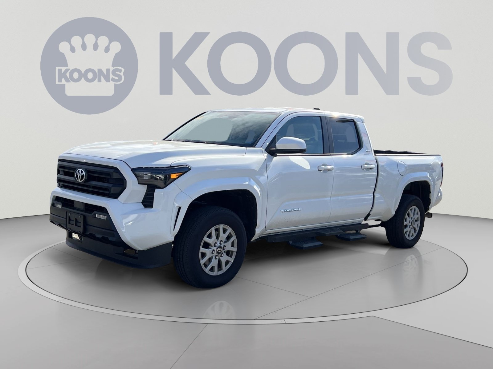 Used 2026 Toyota Tacoma SR5 AWD/4WD image 1