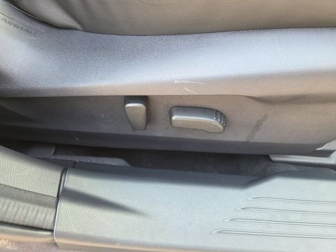 Certified 2025 Subaru Outback Limited AWD/4WD image 20