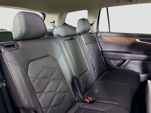New 2026 Volkswagen Atlas SE AWD/4WD image 28