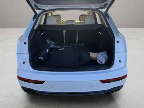 Used 2023 Audi Q5 2.0T Prestige w/ Prestige Package image 33