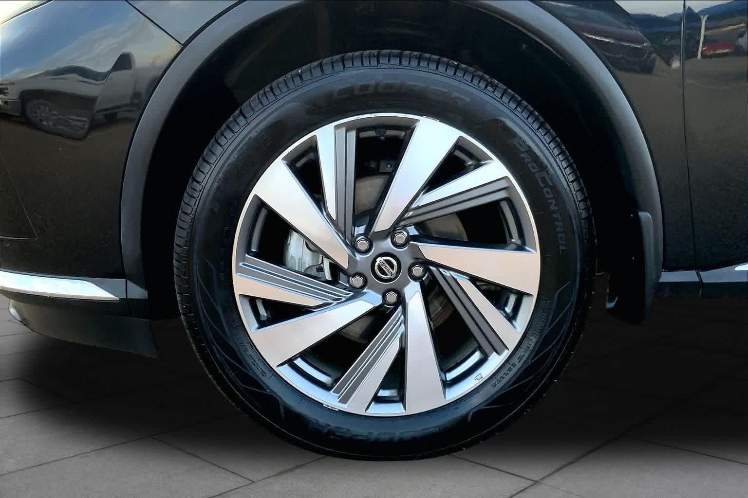 Used 2021 Nissan Murano SL FWD image 11
