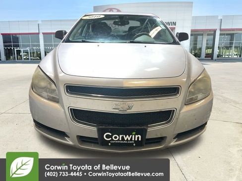 Used 2010 Chevrolet Malibu LS image 3
