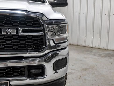 Used 2019 RAM 3500 Tradesman w/ Chrome Appearance Group AWD/4WD image 47