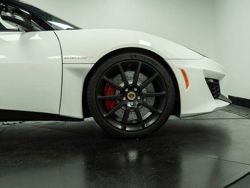 Used 2020 Lotus Evora image 6