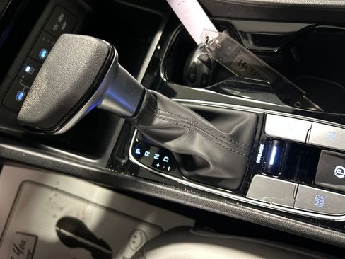 Used 2025 Hyundai Santa Cruz SEL image 18