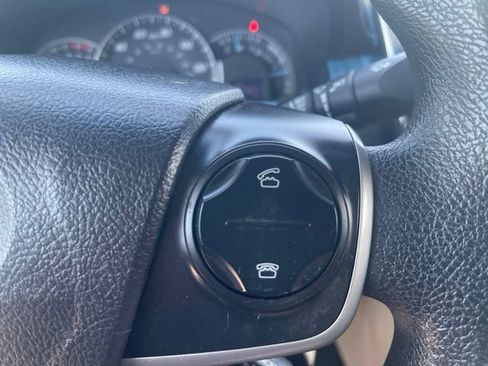 Used 2014 Toyota Camry LE w/ Protection Package FWD image 20