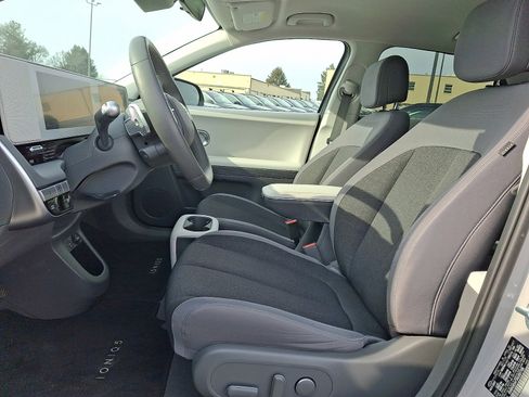 Certified 2022 Hyundai Ioniq 5 SE image 14