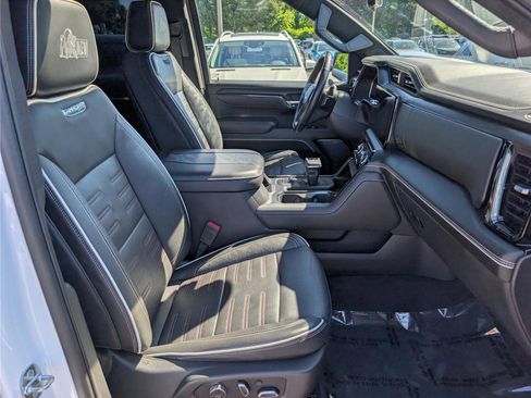 Used 2023 GMC Sierra 1500 AT4X w/ AT4X AEV Edition AWD/4WD image 12