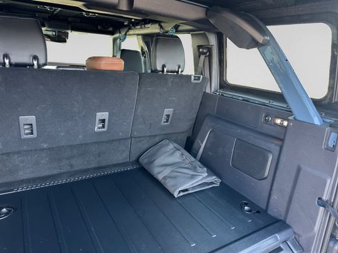Used 2024 Ford Bronco Outer Banks AWD/4WD image 21