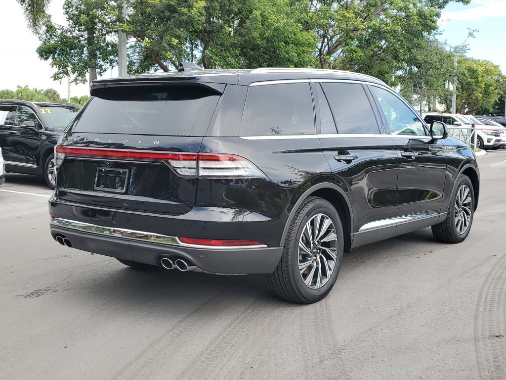 New 2026 Lincoln Aviator 2WD image 6
