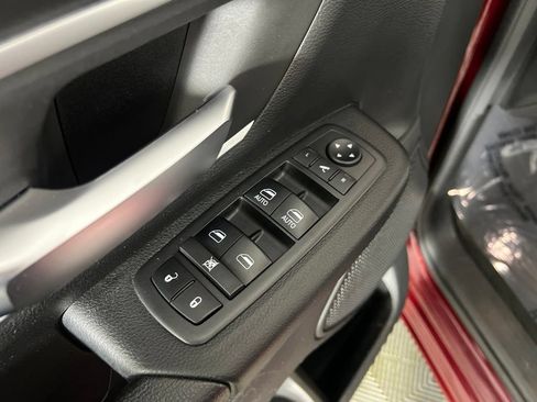 Used 2020 RAM 1500 Big Horn AWD/4WD image 17