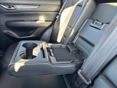 Used 2024 MAZDA CX-5 Carbon Edition image 16