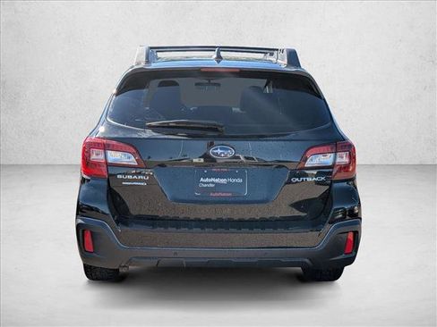 Used 2018 Subaru Outback 2.5i Limited image 6