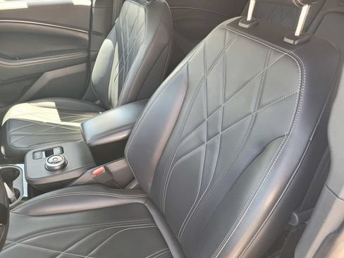 Certified 2022 Ford Mustang Mach-E Select RWD image 11