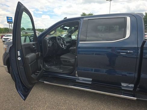 Used 2020 GMC Sierra 1500 SLE w/ SLE Convenience Package AWD/4WD image 9