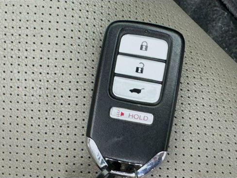 Used 2019 Honda HR-V EX-L image 38