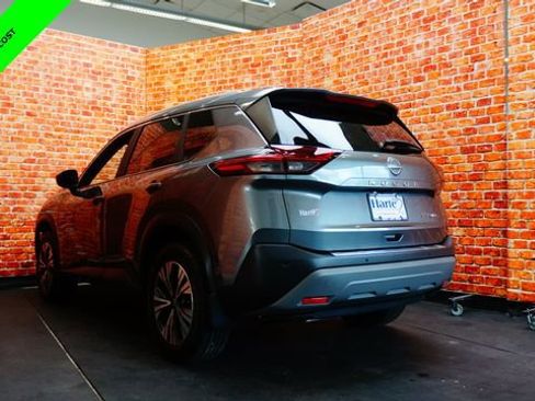 Certified 2023 Nissan Rogue SV w/ SV Premium B Package AWD/4WD image 5
