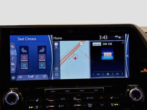 Certified 2022 Toyota Highlander Platinum AWD/4WD image 13