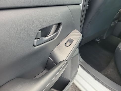 Certified 2024 Nissan Sentra SV FWD image 13