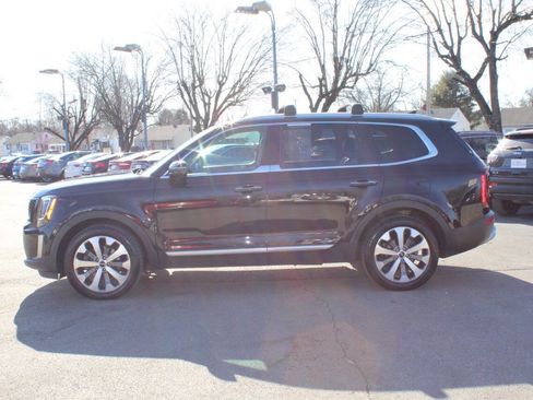 Used 2022 Kia Telluride S image 8