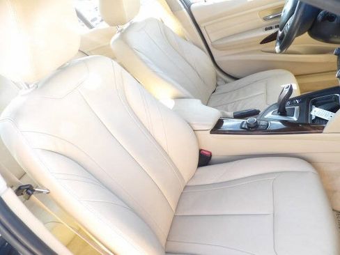 Used 2014 BMW 328d Sedan image 18