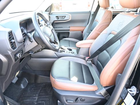 Used 2024 Ford Bronco Sport Outer Banks image 16