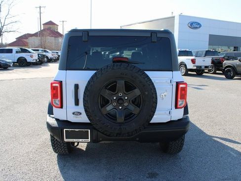 New 2025 Ford Bronco Big Bend w/ Black Diamond Package image 4