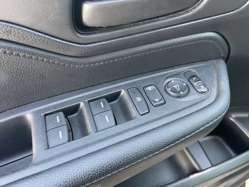 Used 2025 Honda Odyssey EX-L image 10