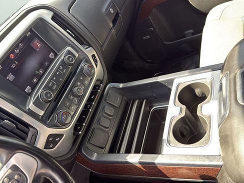 Used 2014 GMC Sierra 1500 SLT w/ SLT Preferred Package image 17