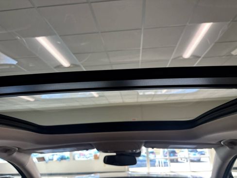 Used 2023 Buick Envision Essence w/ Technology Package I AWD/4WD image 22