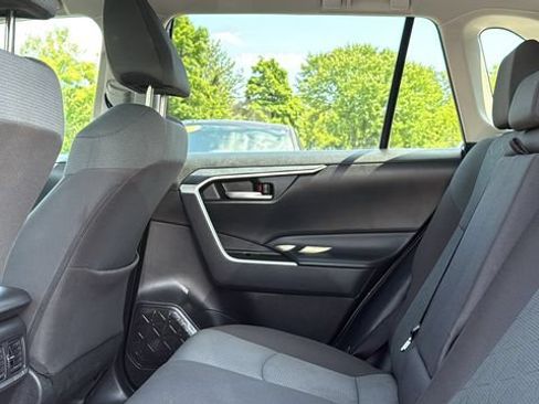 Certified 2025 Toyota RAV4 XLE AWD/4WD image 21