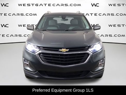 Used 2020 Chevrolet Equinox LS FWD image 2