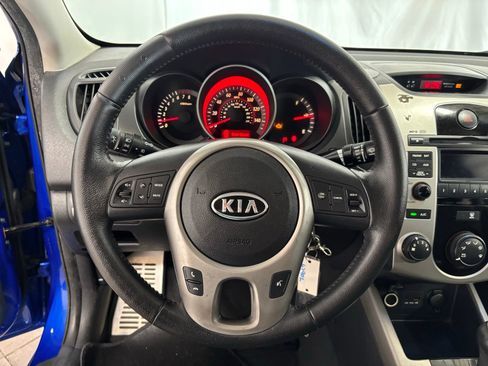 Used 2010 Kia Forte SX image 20