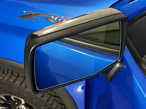 Used 2025 Chevrolet Silverado 1500 ZR2 w/ Technology Package image 15