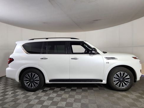 Used 2022 Nissan Armada SL w/ Midnight Edition Package AWD/4WD image 8