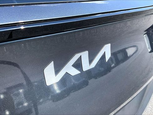 Used 2023 Kia Sportage EX FWD image 30