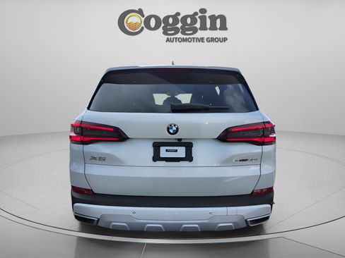 Used 2021 BMW X5 sDrive40i w/ Premium Package image 3