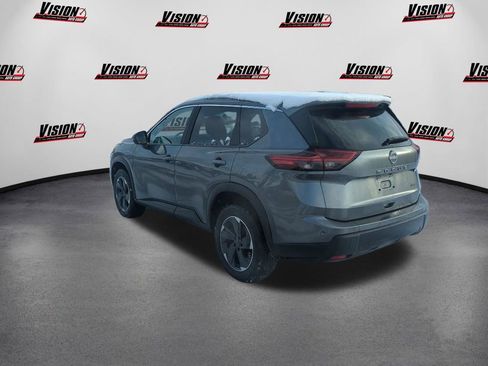 Certified 2025 Nissan Rogue SV image 7