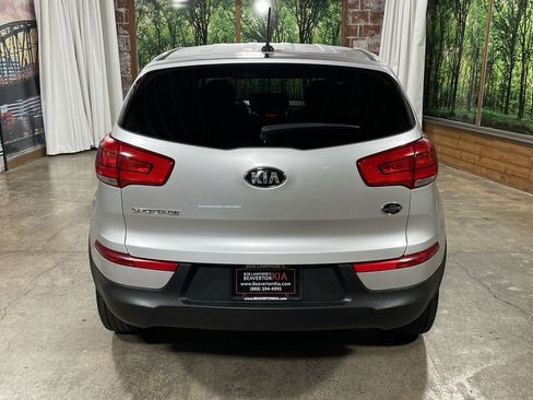 Used 2016 Kia Sportage LX image 12