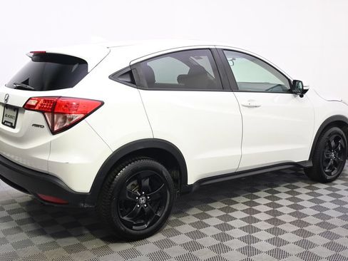 Used 2018 Honda HR-V EX image 6