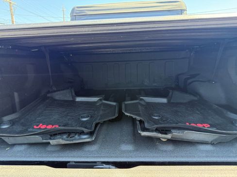 Used 2020 Jeep Gladiator Sport w/ Quick Order Package 24S AWD/4WD image 30