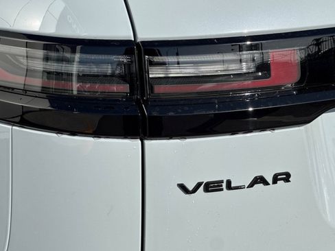 New 2026 Land Rover Range Rover Velar Dynamic SE image 34