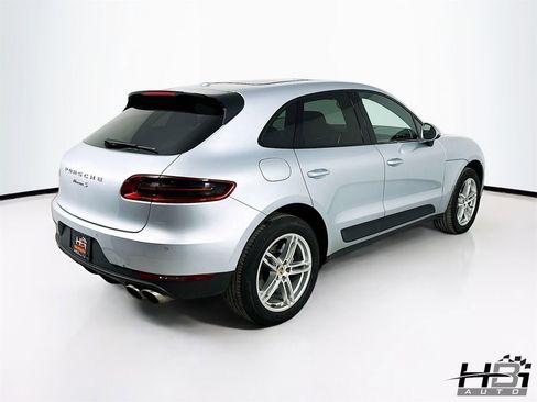 Used 2016 Porsche Macan S image 6