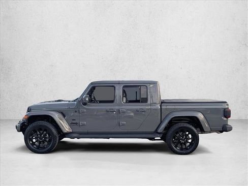 Used 2022 Jeep Gladiator Overland AWD/4WD image 8