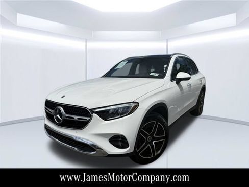 Certified 2026 Mercedes-Benz GLC 300 4MATIC image 1